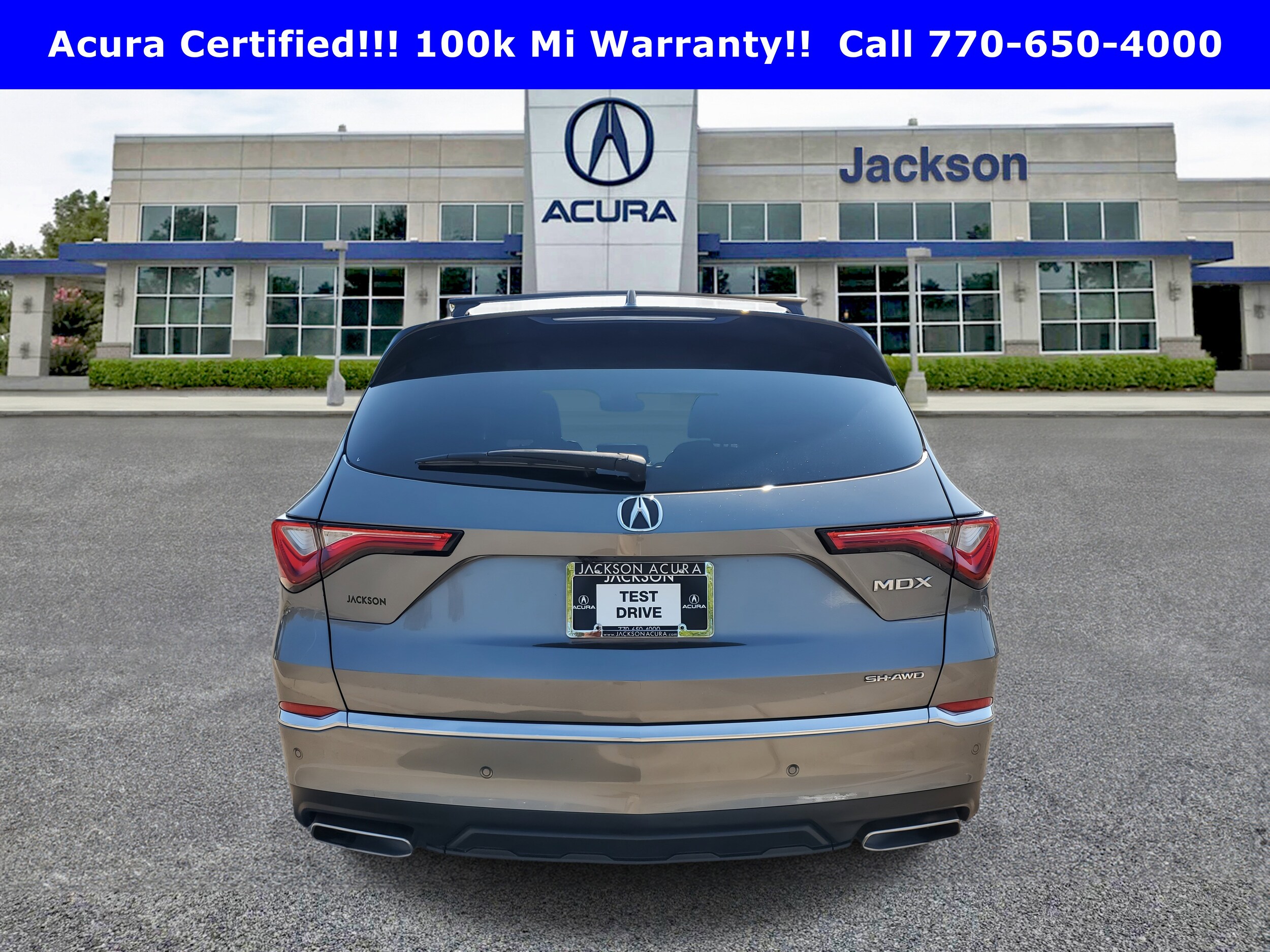 2023 Acura MDX Technology SH-AWD photo 3
