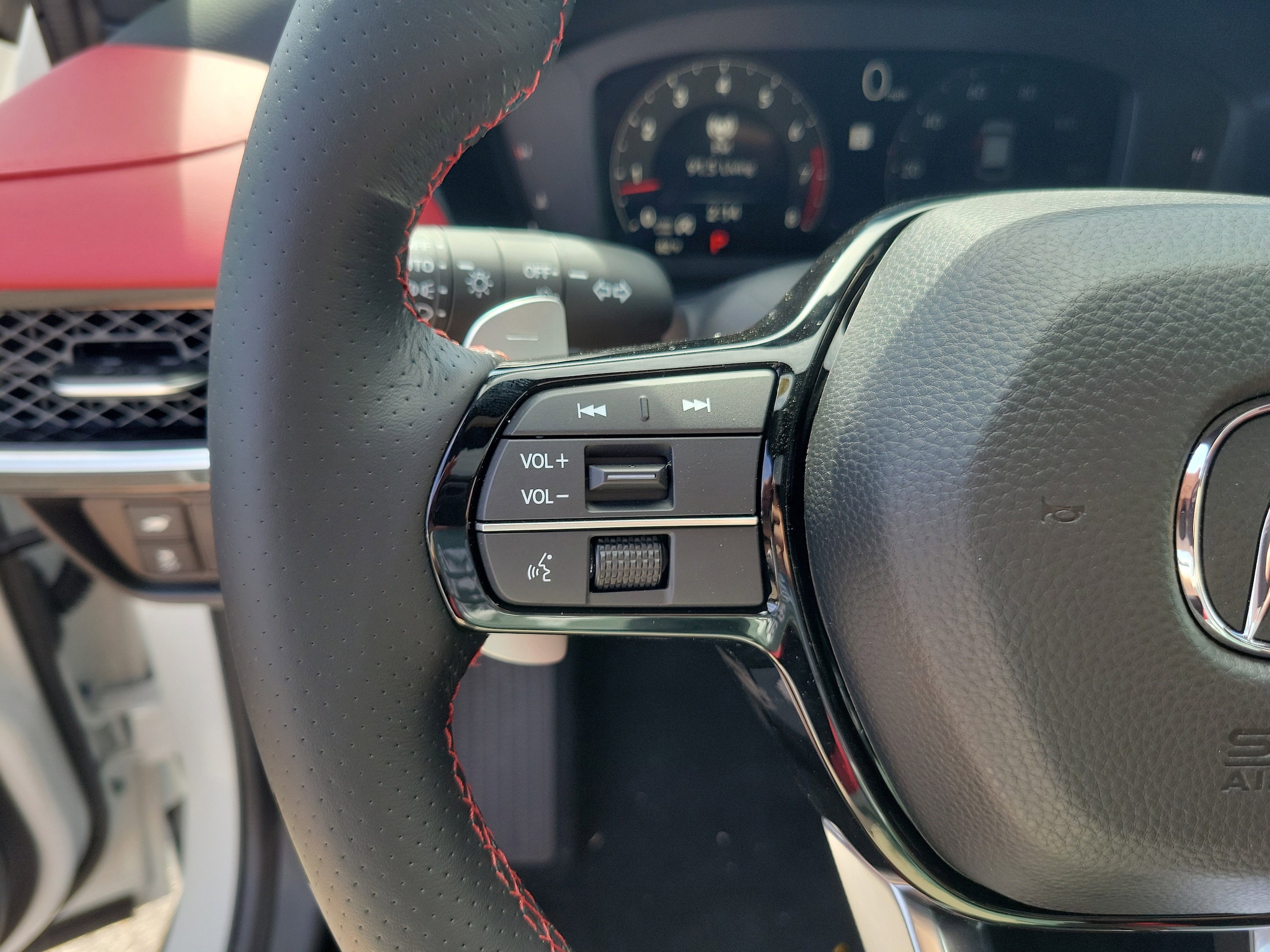 2026 Acura ADX A-Spec Package - Photo 18