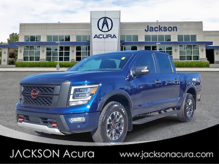 2023 Nissan Titan PRO-4X Truck Crew Cab