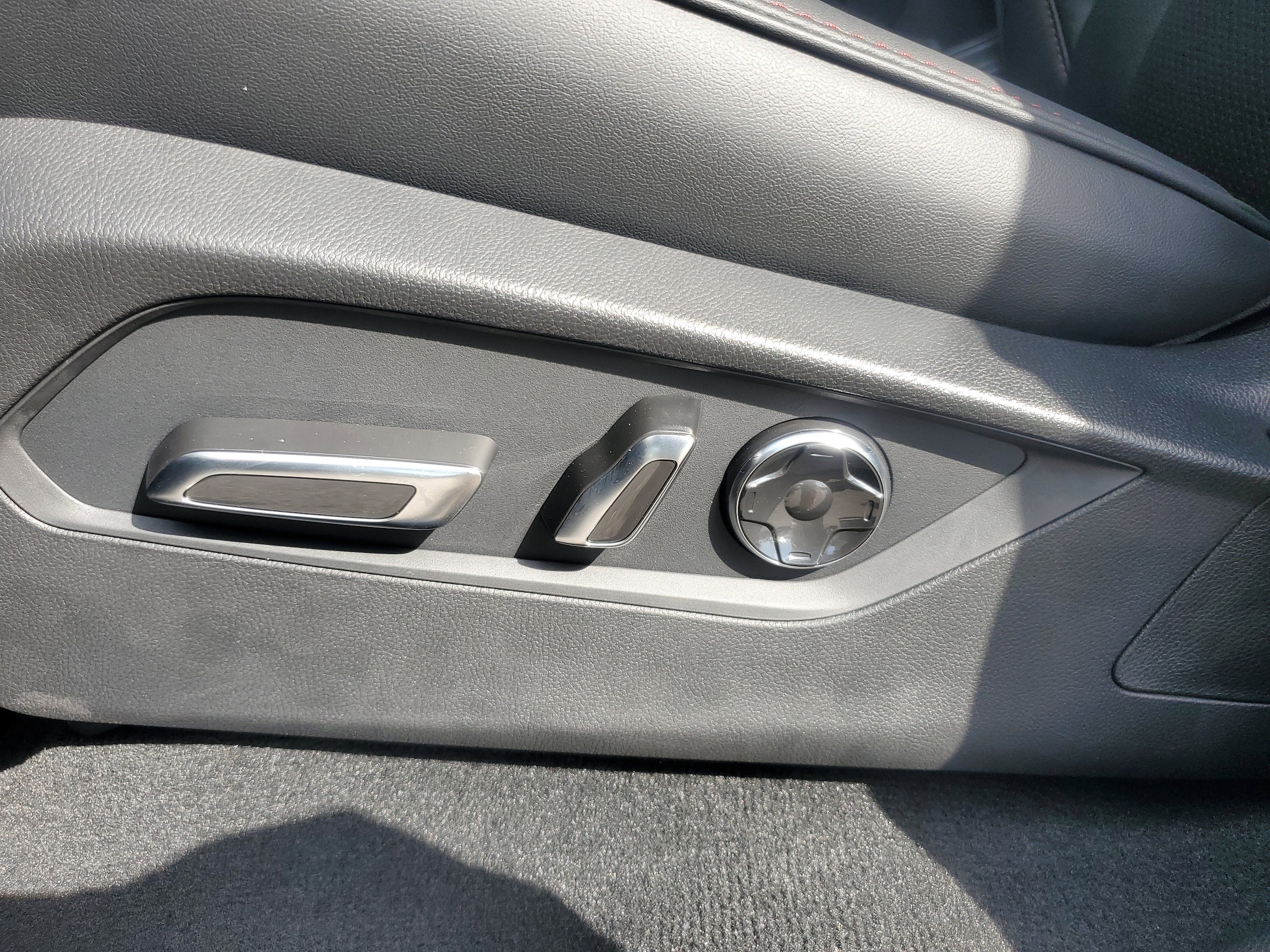 2026 Acura MDX A-Spec Package - Photo 21