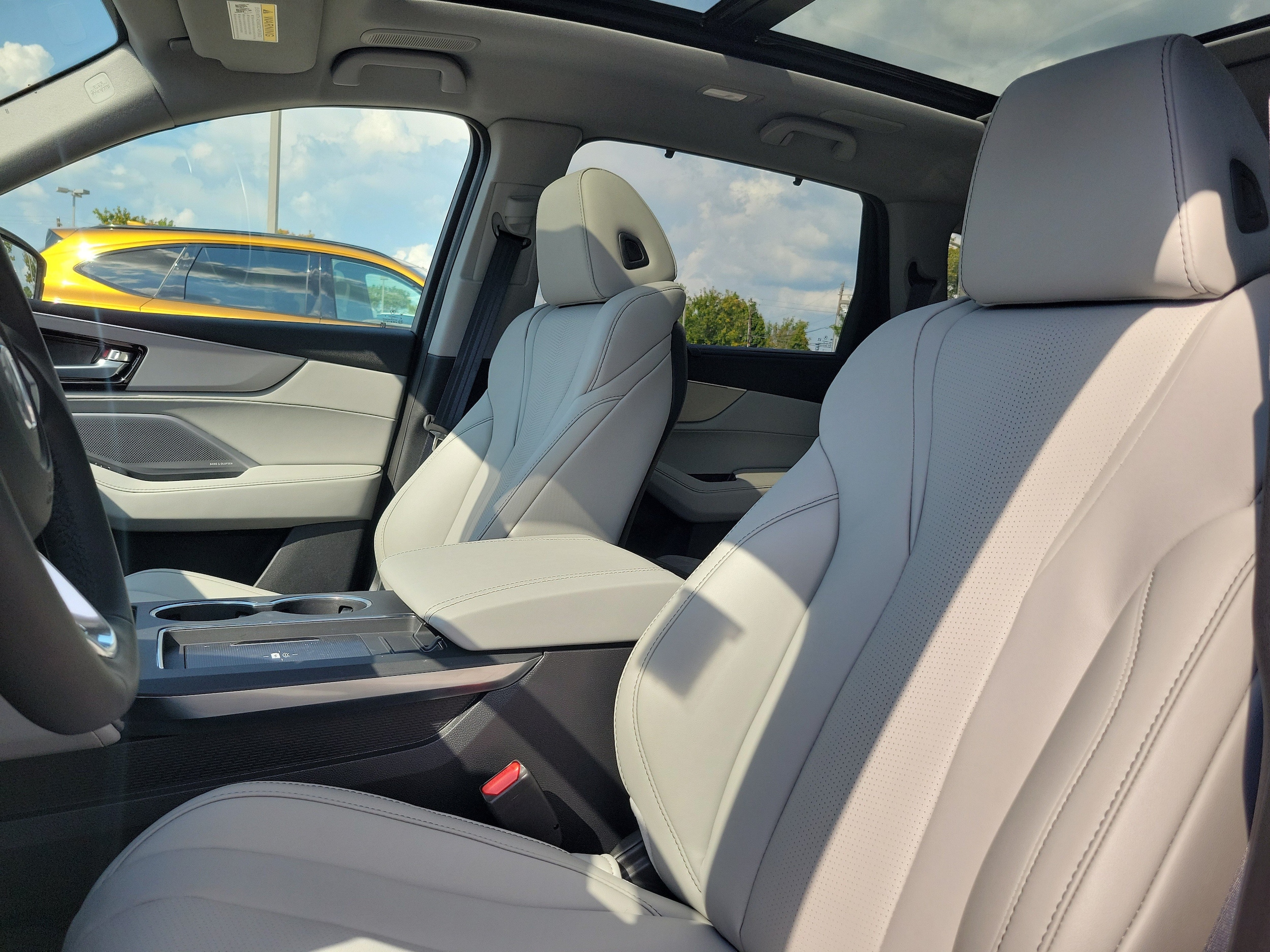 2026 Acura MDX Technology Package - Photo 14