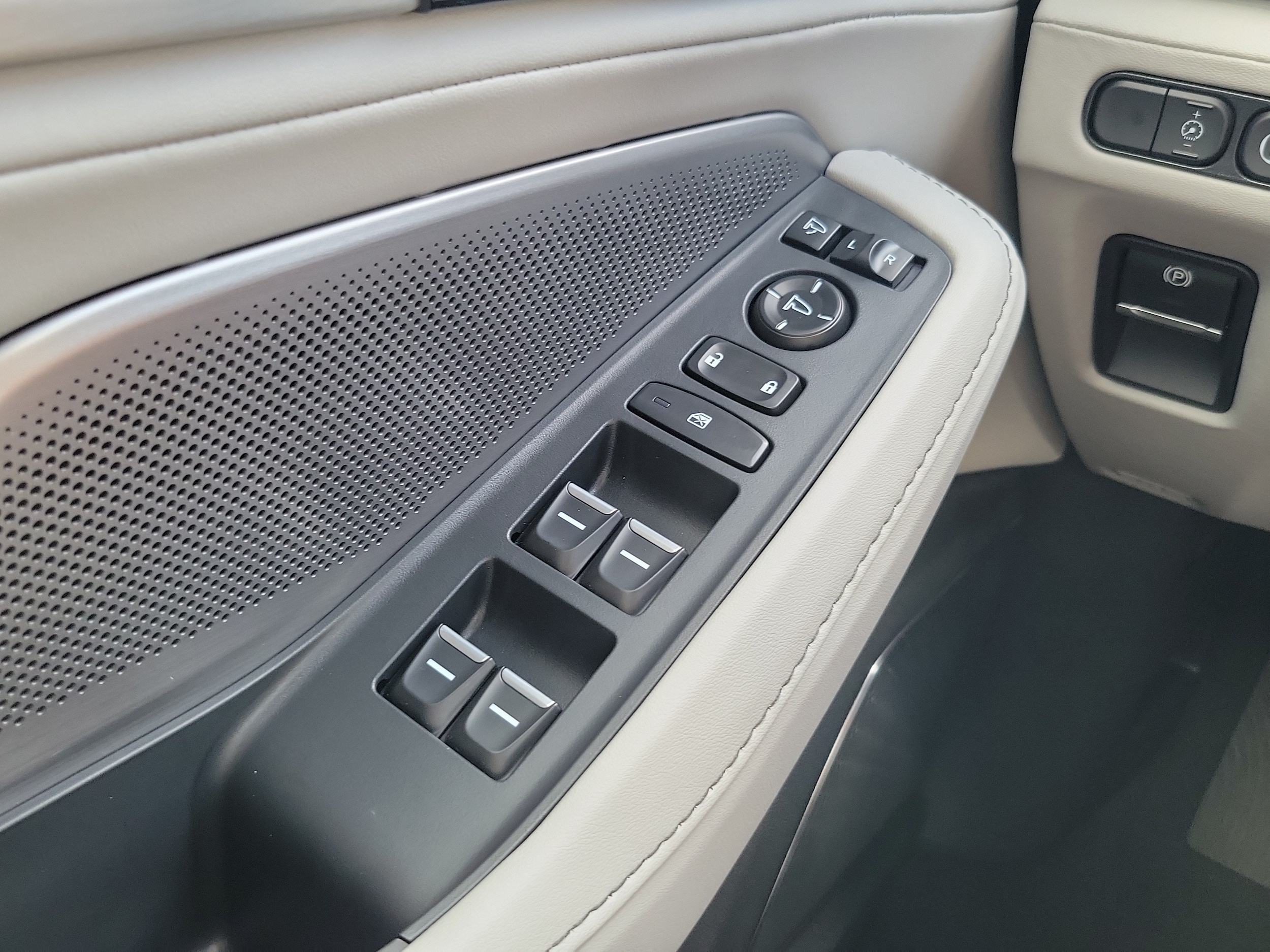 2026 Acura MDX Technology Package - Photo 28