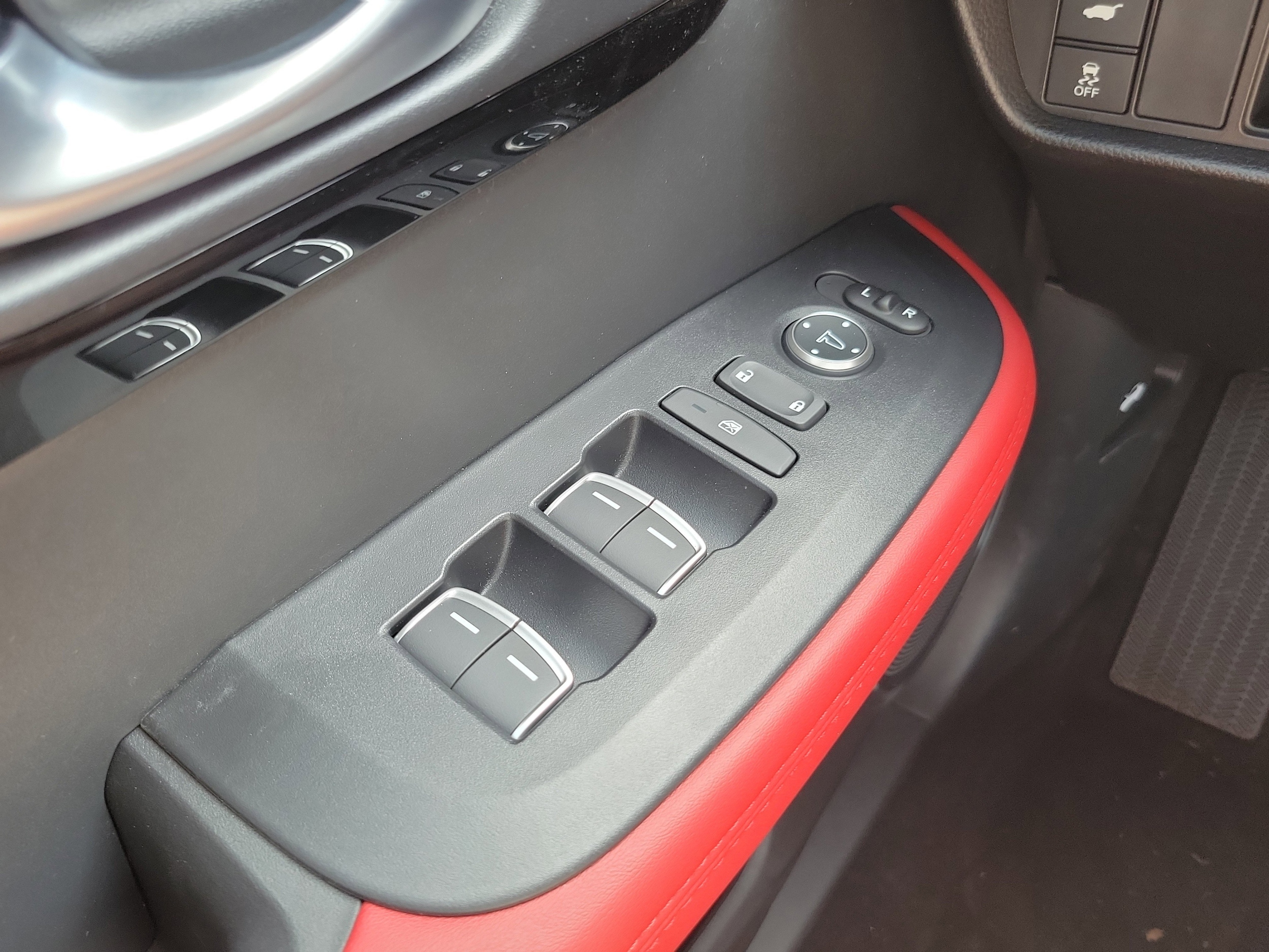 2026 Acura ADX A-Spec Package - Photo 29