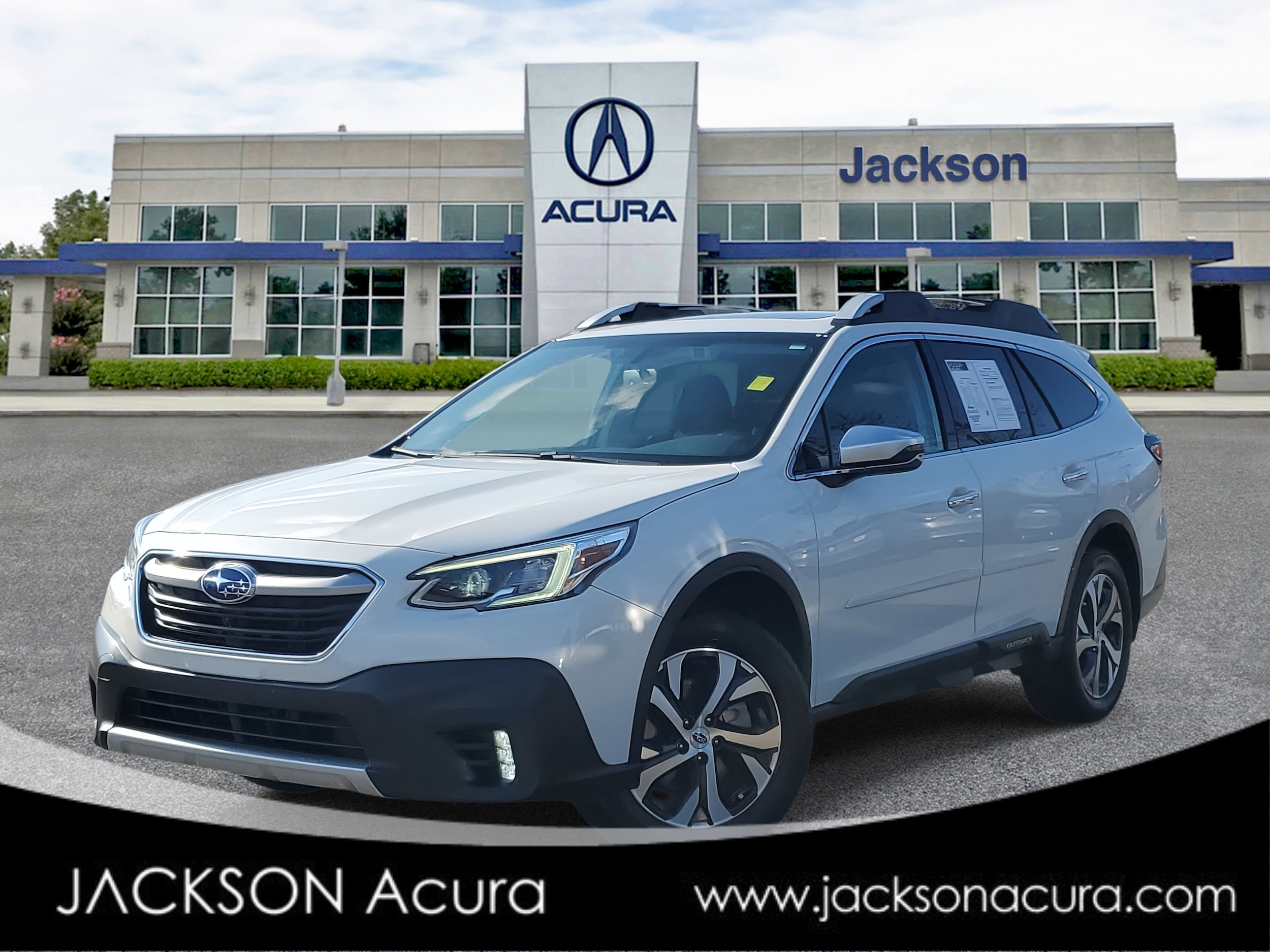 2021 Subaru Outback Touring's photo