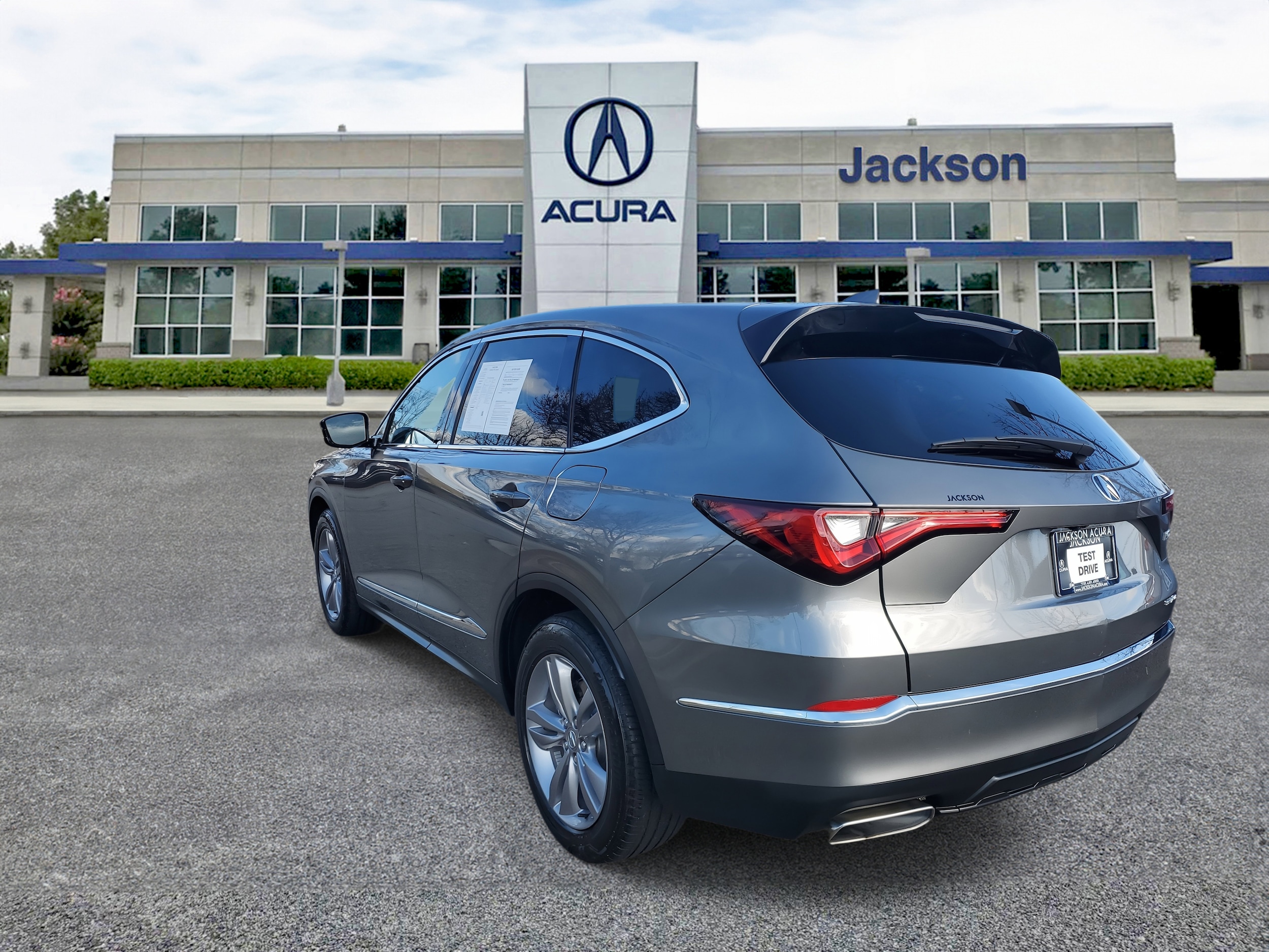 2023 Acura MDX SH-AWD photo 2