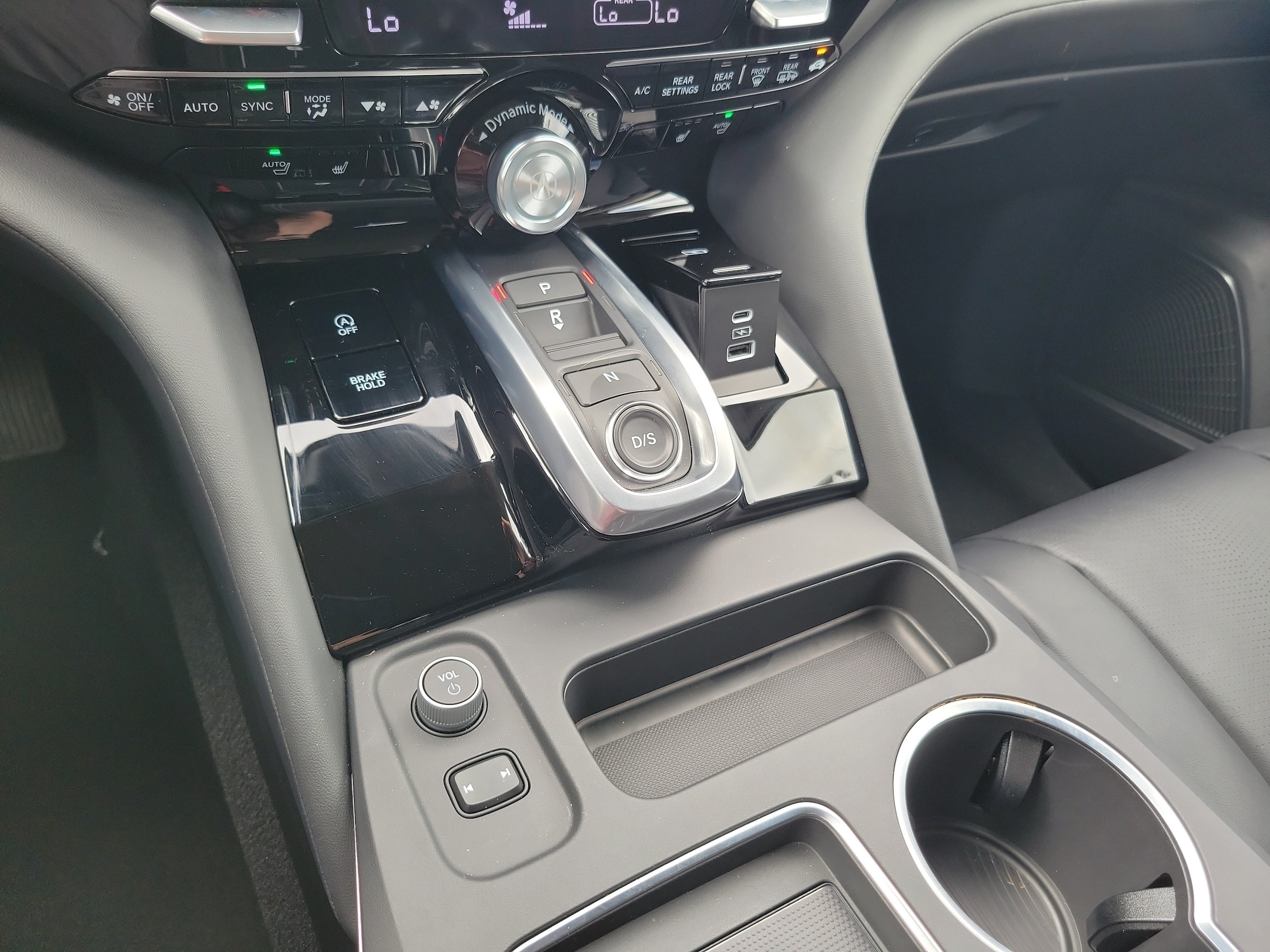 2026 Acura MDX Technology Package - Photo 25