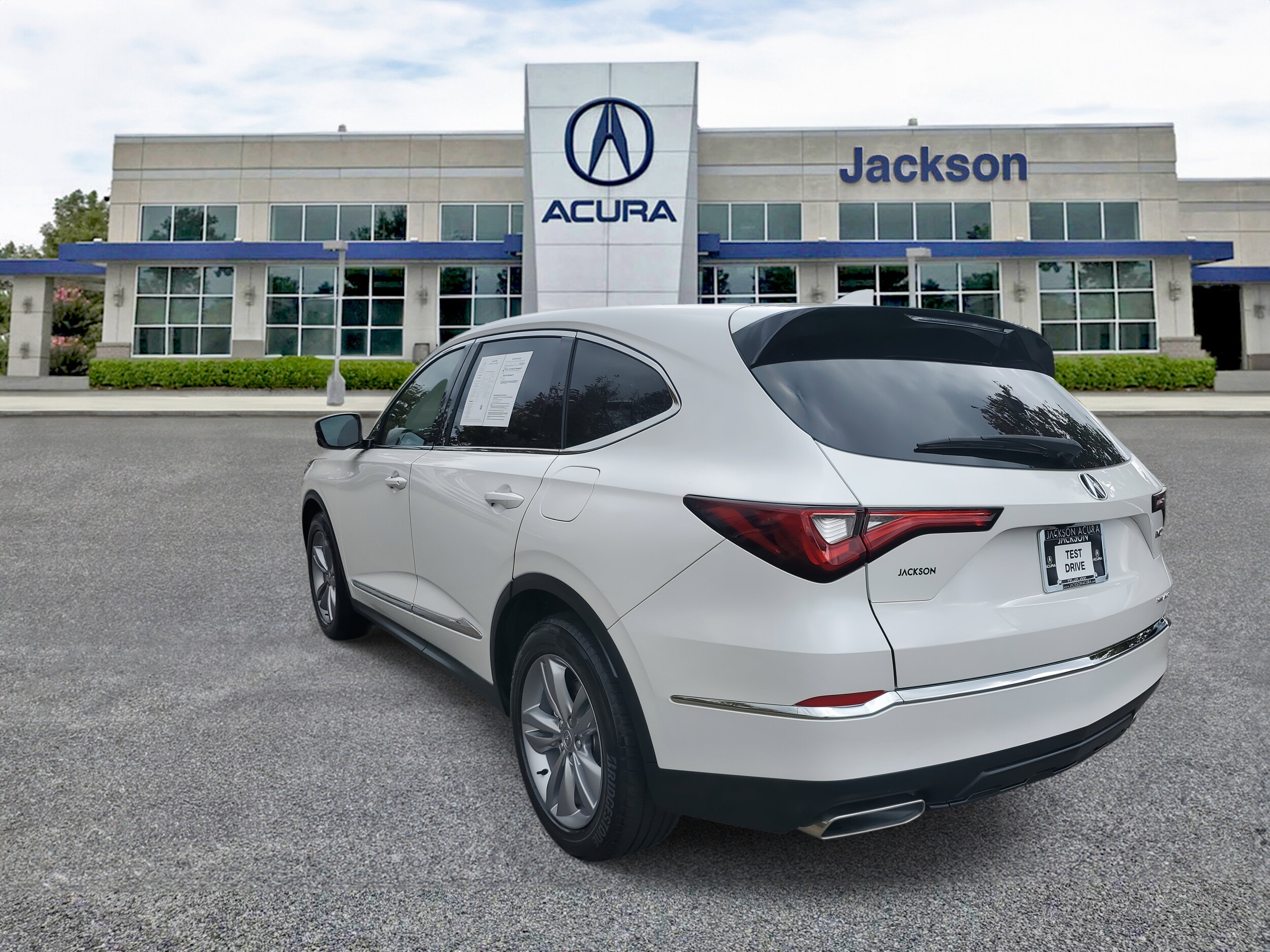 2024 Acura MDX SH-AWD photo 2