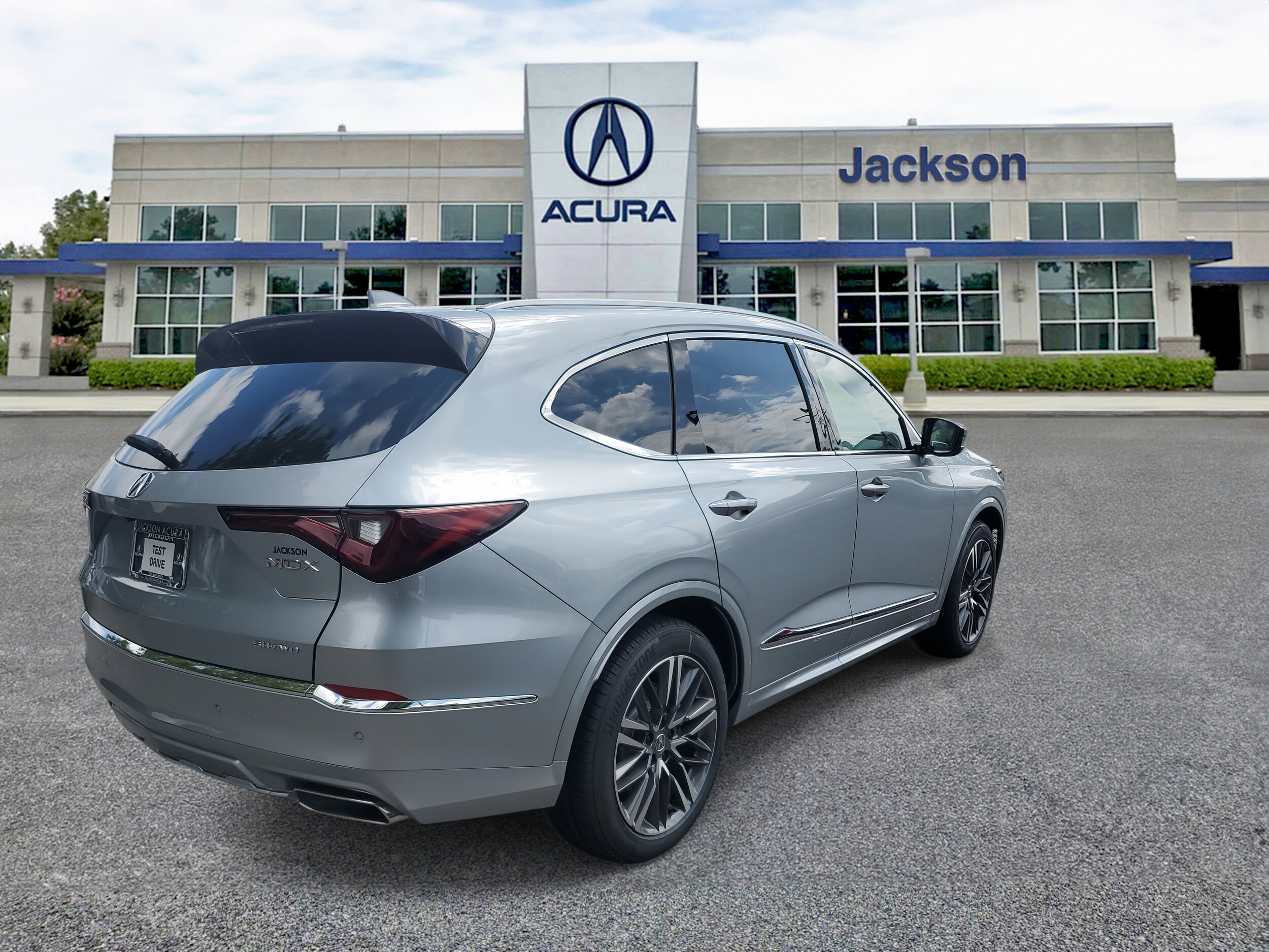 2026 Acura MDX SH-AWD Advance photo 4