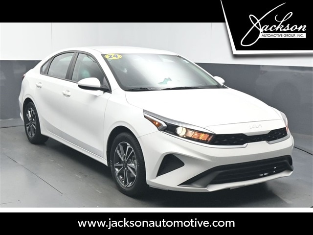 2024 Kia Forte LXS's photo