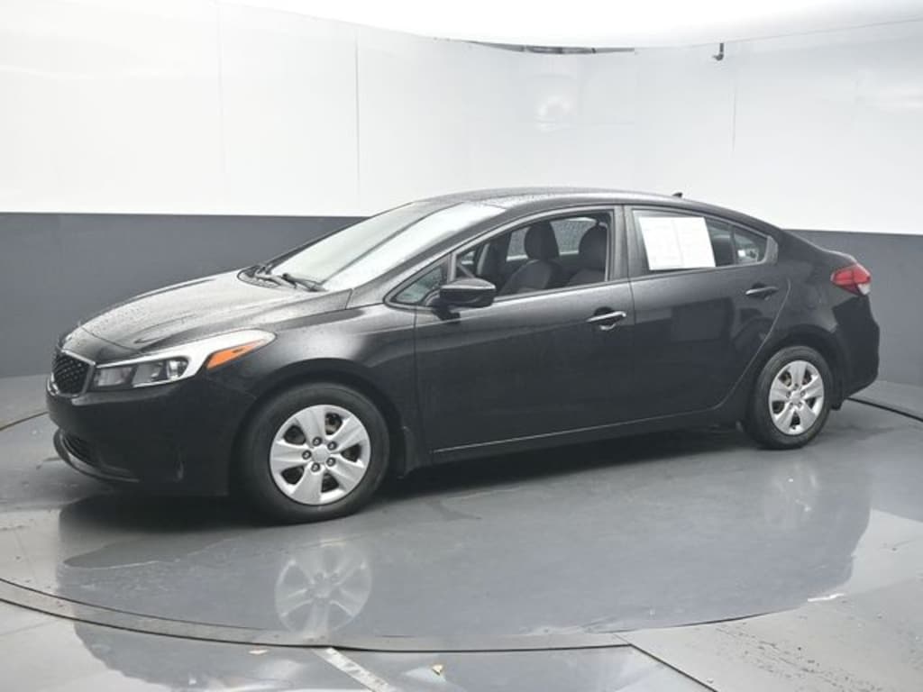 Used 2017 Kia Forte LX Sedan