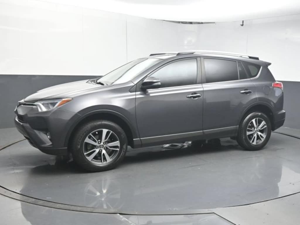 Used 2018 Toyota RAV4 XLE SUV