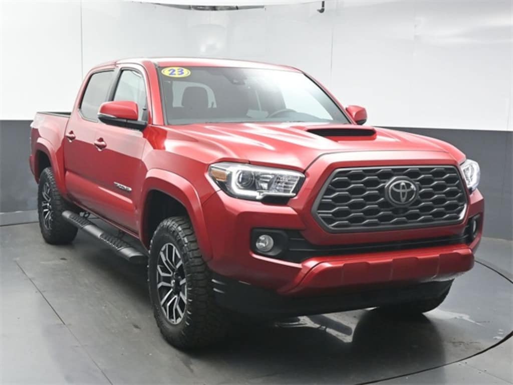 Used 2023 Toyota Tacoma Truck Double Cab