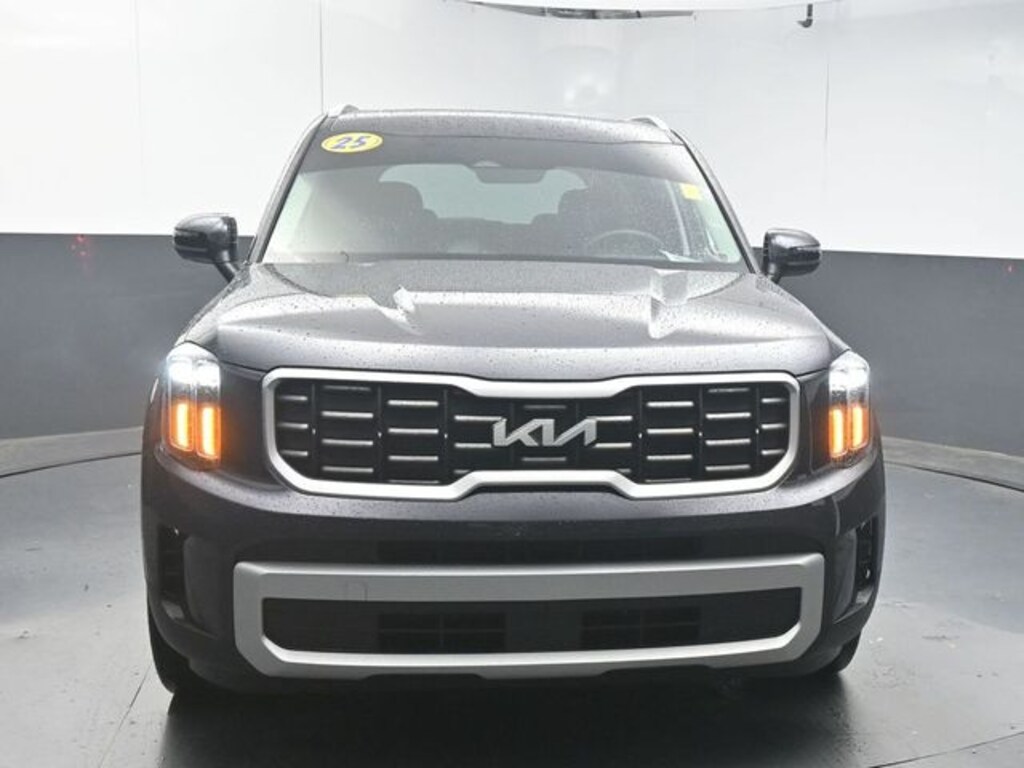 Used 2025 Kia Telluride S SUV