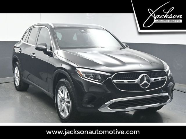 2025 Mercedes-Benz GLC