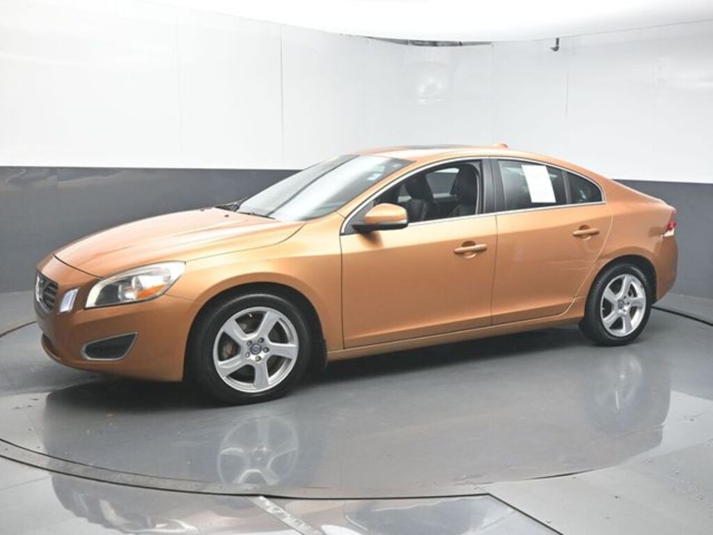 Used 2012 Volvo S60 T5 Sedan