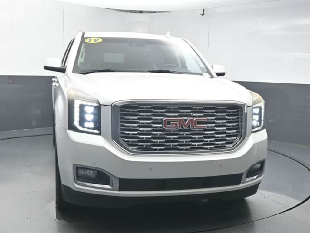 Used 2019 GMC Yukon XL Denali SUV