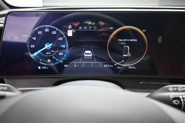 2025 Kia Sportage SX Prestige Hybrid - Photo 10