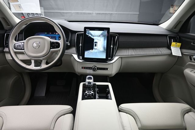2026 Volvo XC90 Ultra - Photo 9