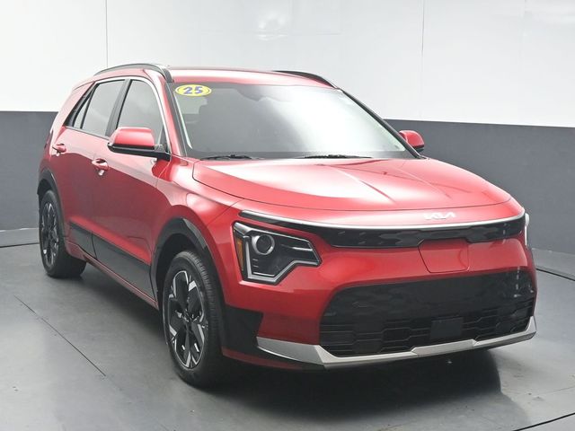 Used 2025 Kia Niro Wind with VIN KNDCR3L14S5142463 for sale in Macon, GA