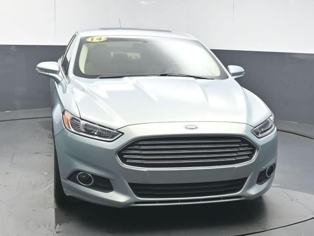 Used 2014 Ford Fusion Hybrid SE Sedan