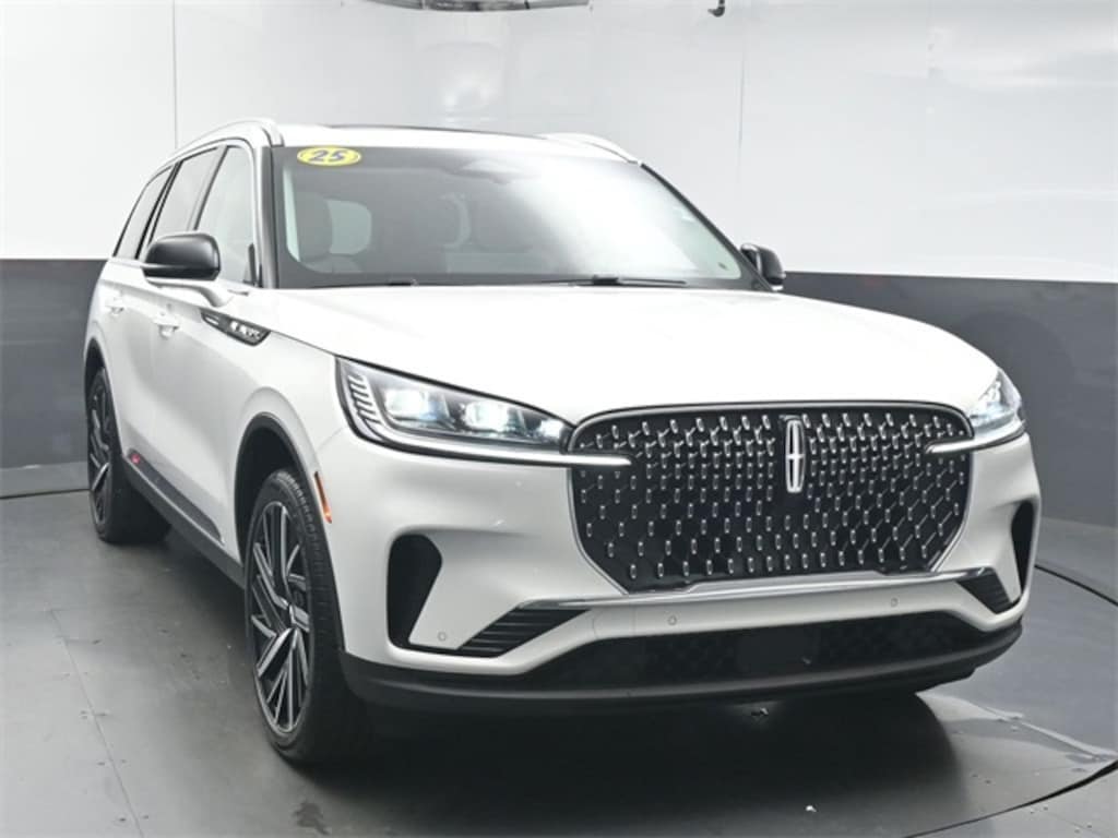 Used 2025 Lincoln Aviator Reserve SUV