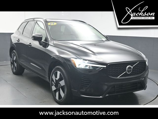 2025 Volvo XC60 Plug-In Hybrid