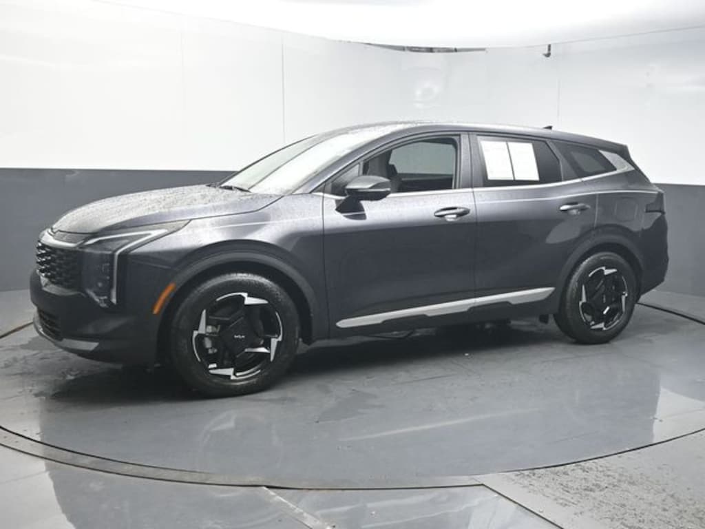 Used 2026 Kia Sportage EX SUV
