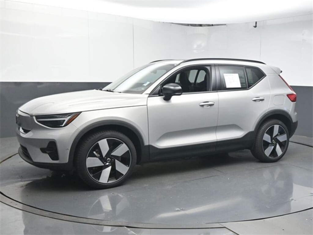 Certified 2024 Volvo XC40 Recharge Pure Electric Plus SUV
