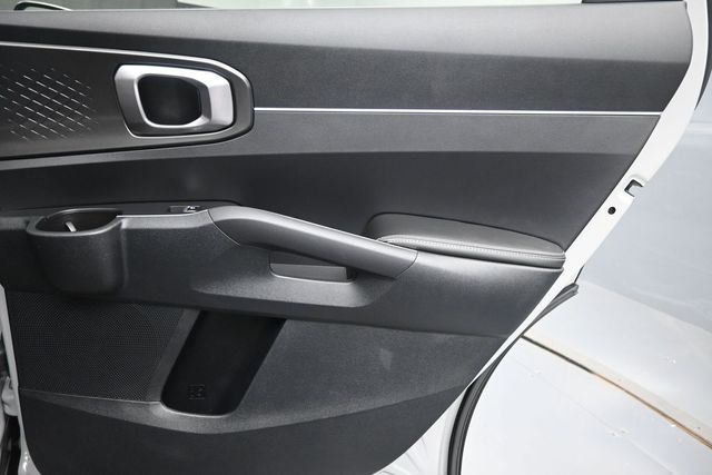 2025 Kia Sorento S - Photo 27