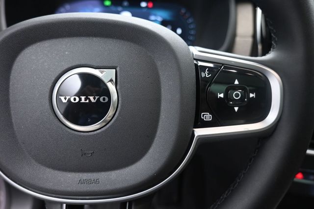 2026 Volvo XC90 Plus - Photo 14