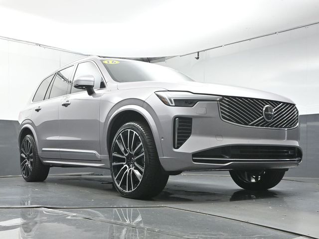 2026 Volvo XC90 Plus - Photo 34