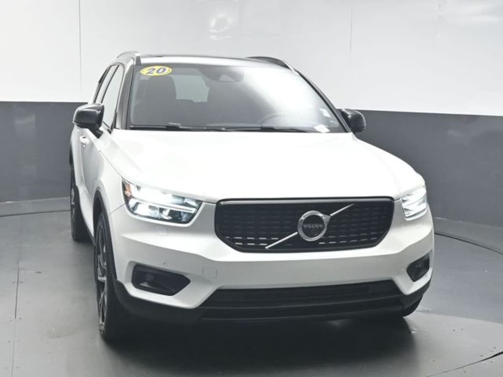 Used 2020 Volvo XC40 T5 R-Design SUV