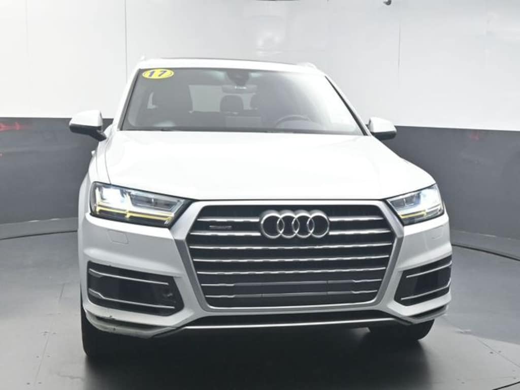 Used 2017 Audi Q7 3.0T Premium SUV