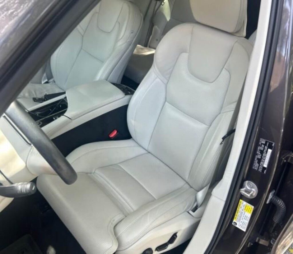 Certified 2023 Volvo XC90 B6 AWD Ultimate 6-Seater SUV