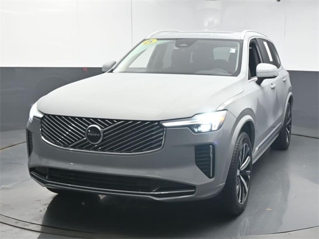 Certified 2025 Volvo XC90 B6 (2025.5) Core SUV