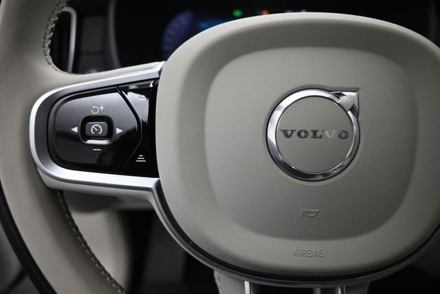 2026 Volvo XC90 Ultra - Photo 15