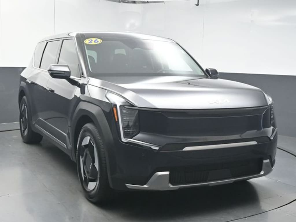 Used 2026 Kia EV9 Light Long Range SUV