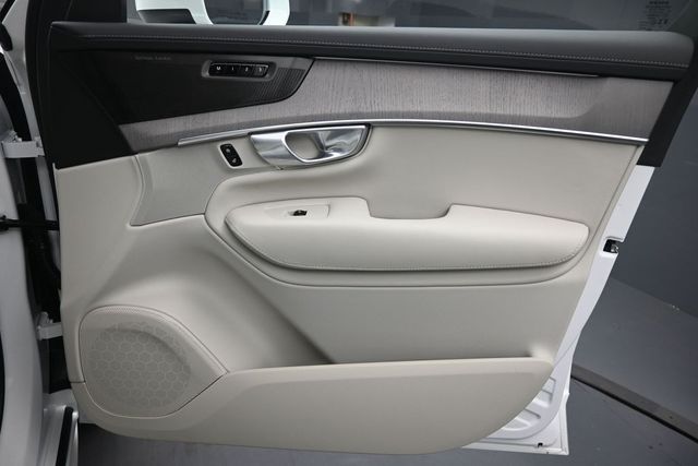 2026 Volvo XC90 Ultra - Photo 31