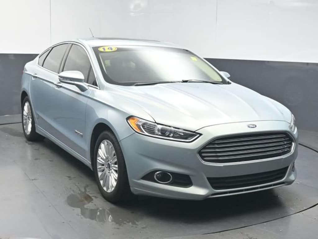 Used 2014 Ford Fusion Hybrid SE Sedan