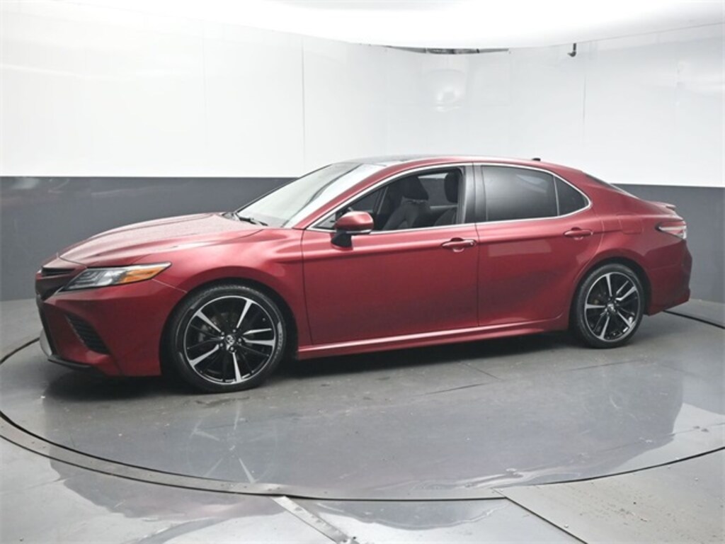 Used 2018 Toyota Camry XSE V6 Sedan