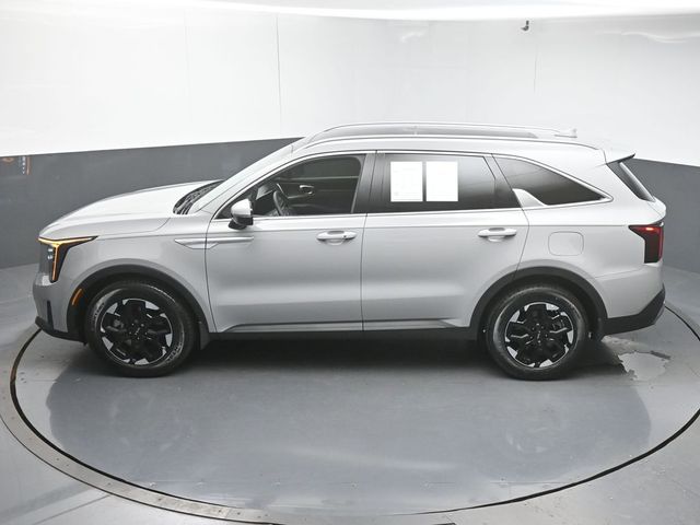 2025 Kia Sorento S - Photo 45