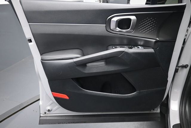 2025 Kia Sorento S - Photo 20
