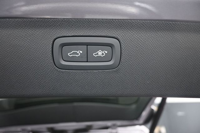 2026 Volvo XC90 Plus - Photo 25