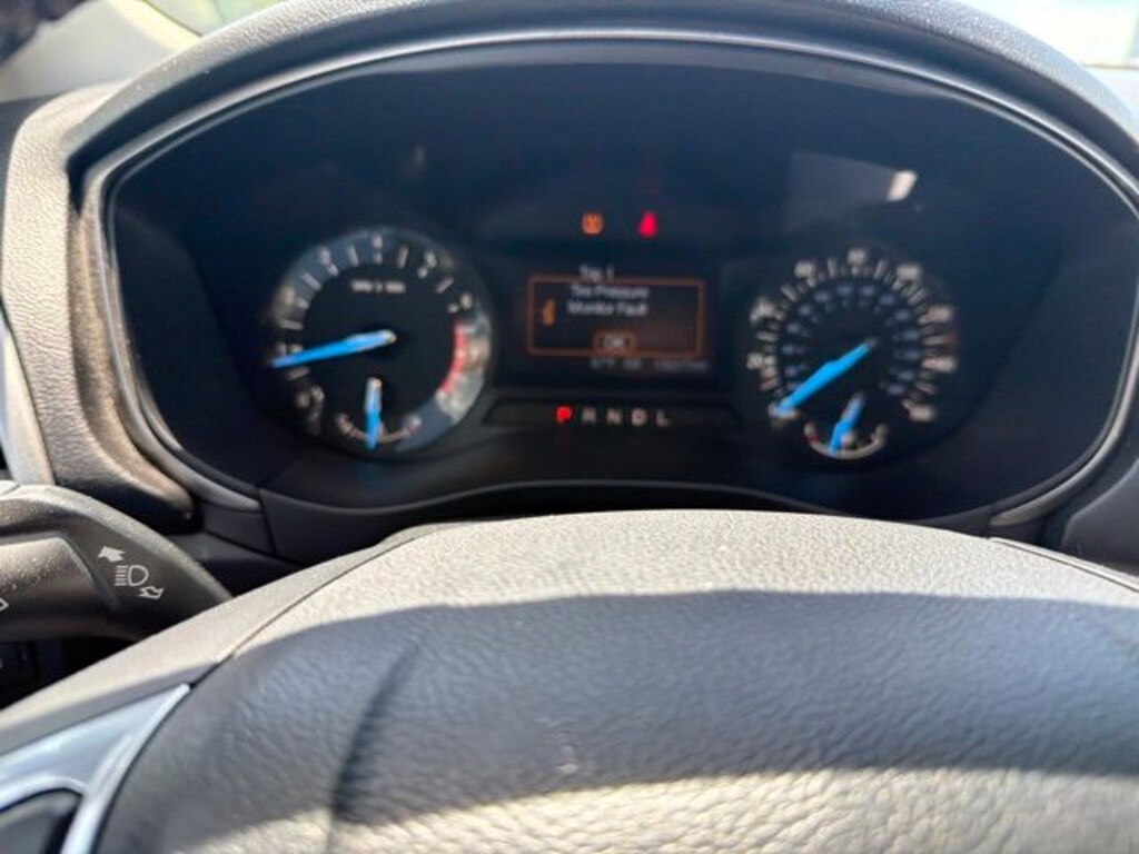 Used 2017 Ford Fusion SE Sedan