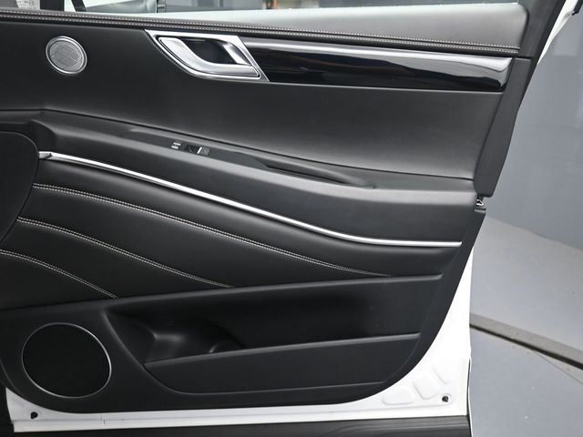 2021 GENESIS GV80 Standard - Photo 31