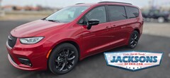 2026 Chrysler Pacifica SELECT Passenger Van