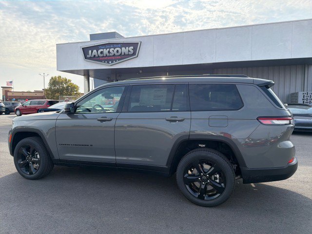 2027 Jeep Grand Cherokee L