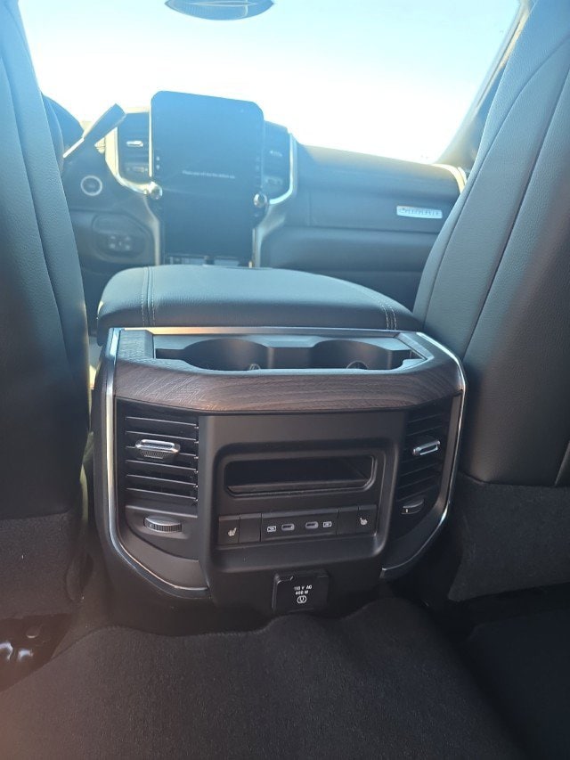 2026 RAM 2500 Laramie - Photo 7