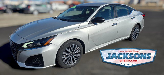 2024 Nissan Altima SV