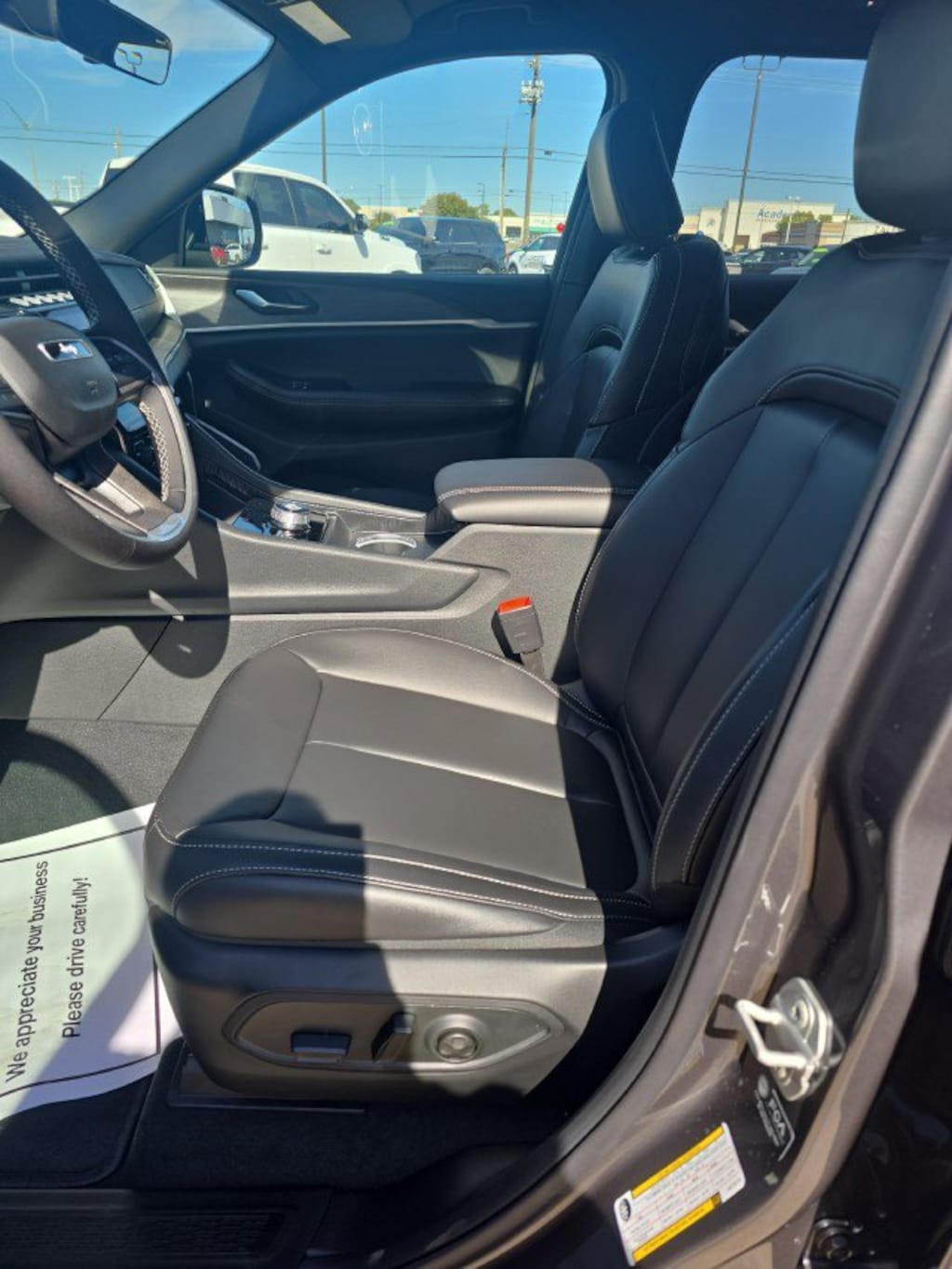 New 2025 Jeep Grand Cherokee L LIMITED 4X4 Sport Utility